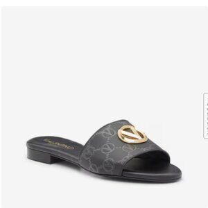 New Valentino Carrie Sandal - size 9